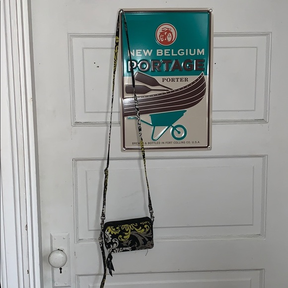 Vera Bradley Wristlet - Picture 2 of 8